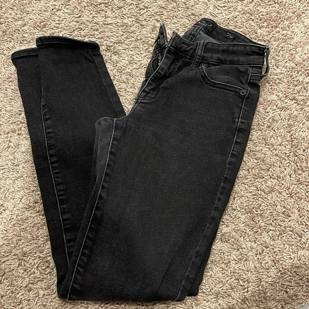 Women’s Lucky 🍀 Jeans